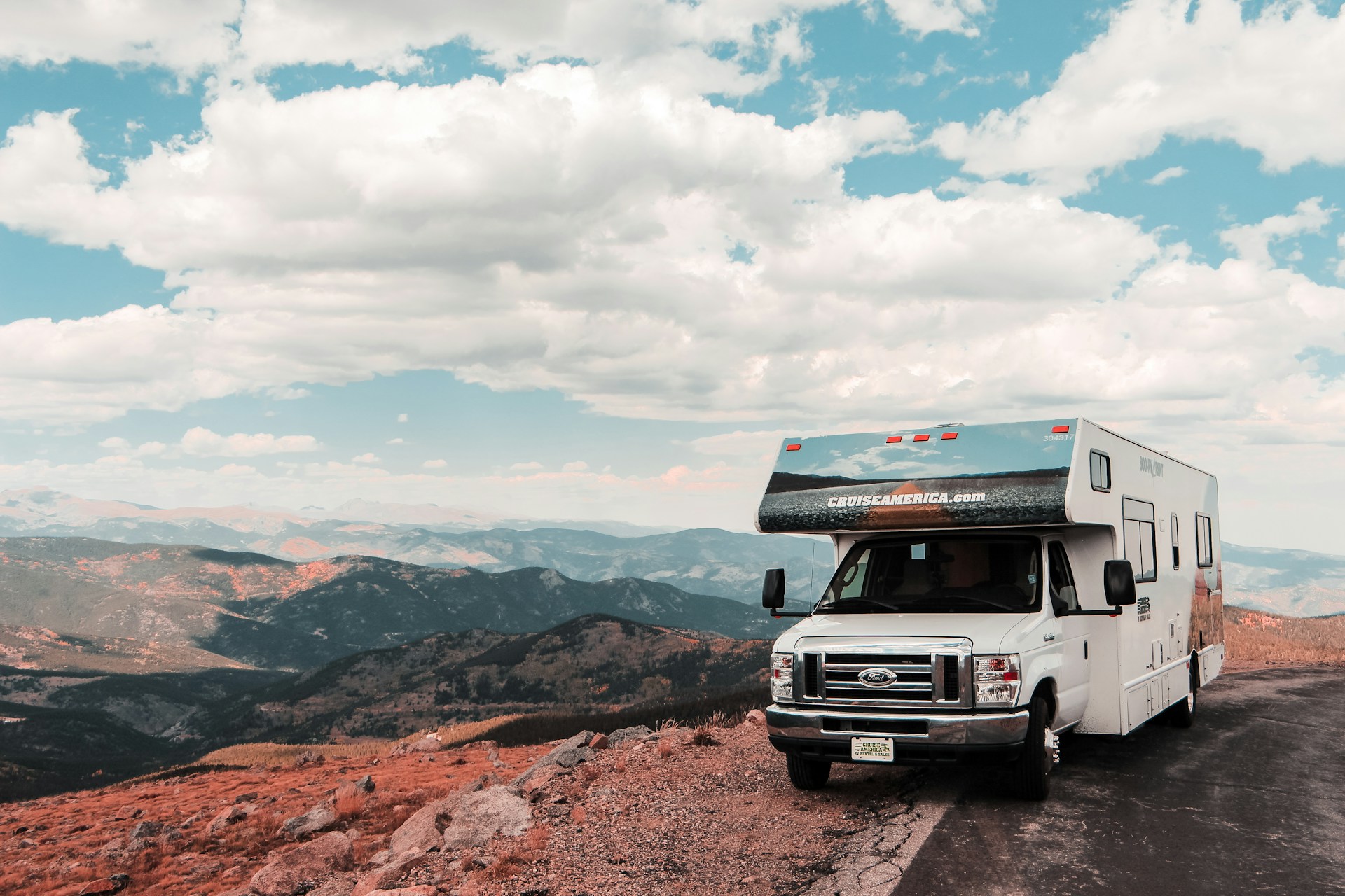 Camper usati, tuning della libertà su quattro ruote