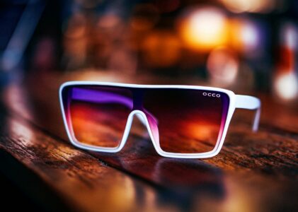 Occhiali da sole, tuning per lo sguardo e per la vita